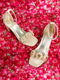 Akahi Heels